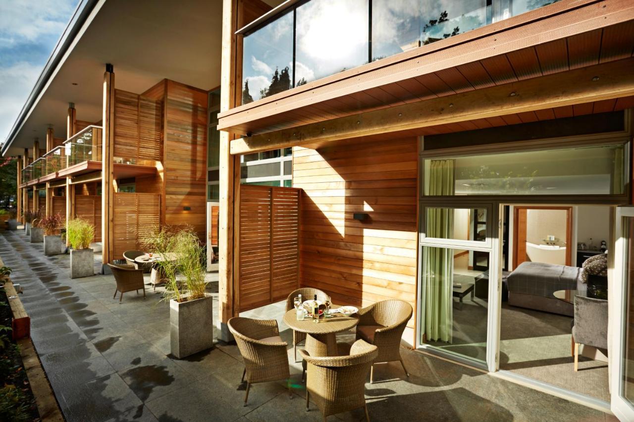 Alexander House & Utopia 5*